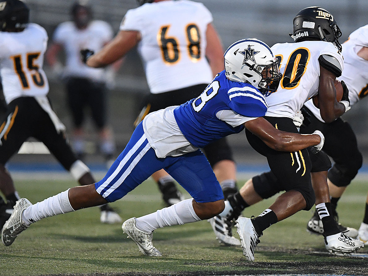 Navasota vs Sealy FB 6.jpg
